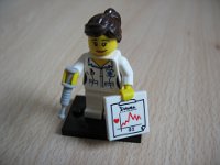 8683: Color: Yellow<br>minifigures Series 1