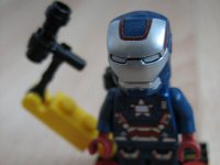 IMG 6014  LEGO Marvel Super Heroes + figurka LEGO Iron Patriot